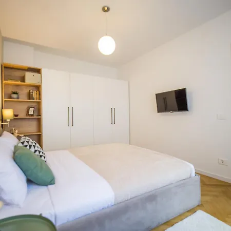 Season * בראשוב