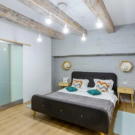 Season Апартаменты *