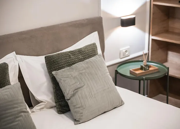 Season * בראשוב